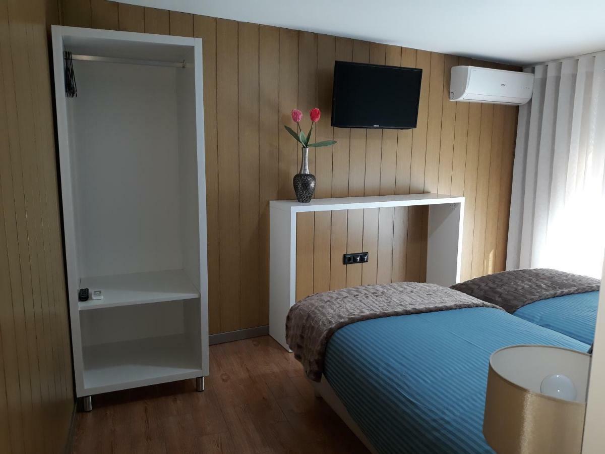 Next To The Airport Apartment Moreira  Exterior photo