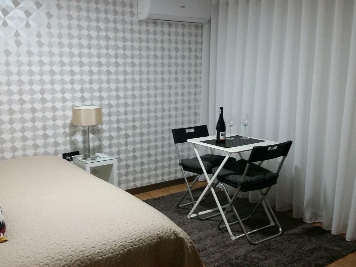 Next To The Airport Apartment Moreira  Exterior photo