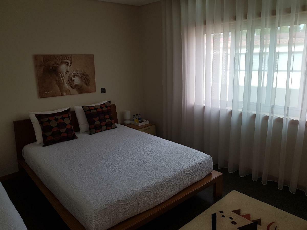 Next To The Airport Apartment Moreira  Exterior photo